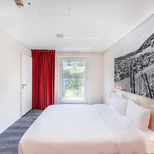 B&B HOTEL Zürich Airport